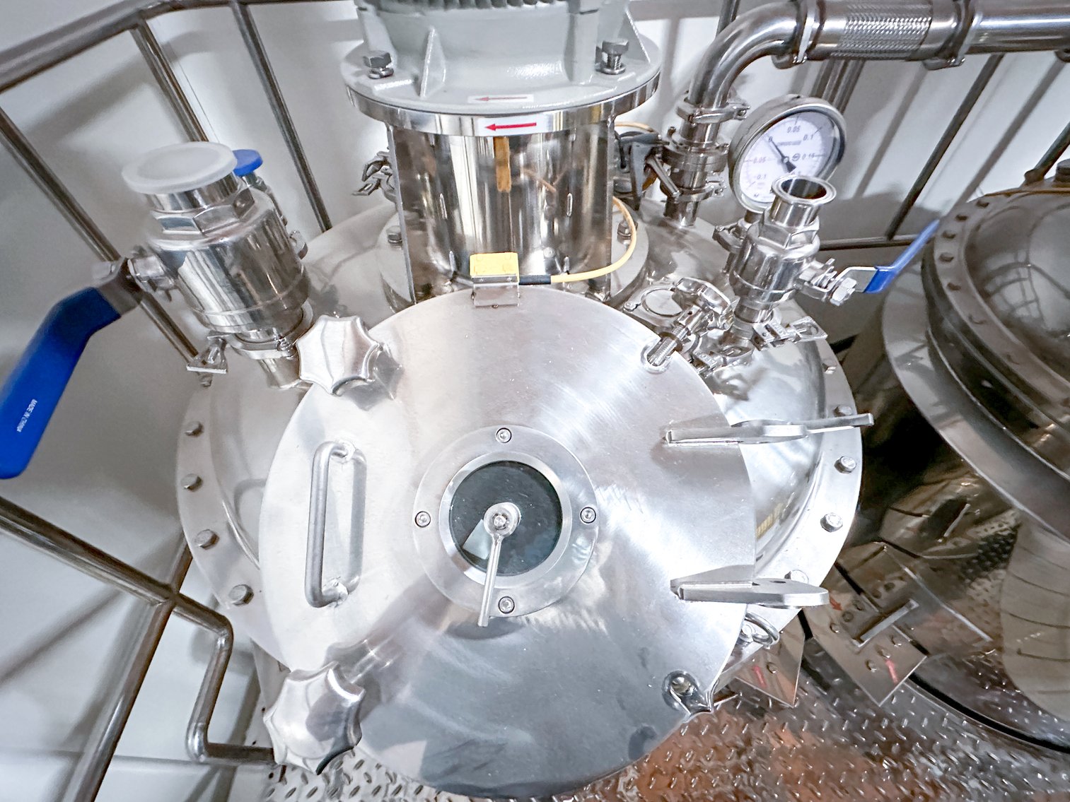 Image for MJK2572 NEW - SV3000 Sky Softgel Encapsulation Machine and Mixing Tanks Suite