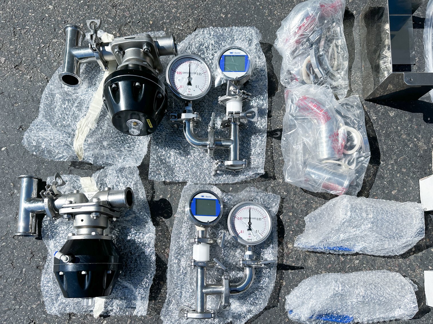 Image for MJK2572 NEW - SV3000 Sky Softgel Encapsulation Machine and Mixing Tanks Suite