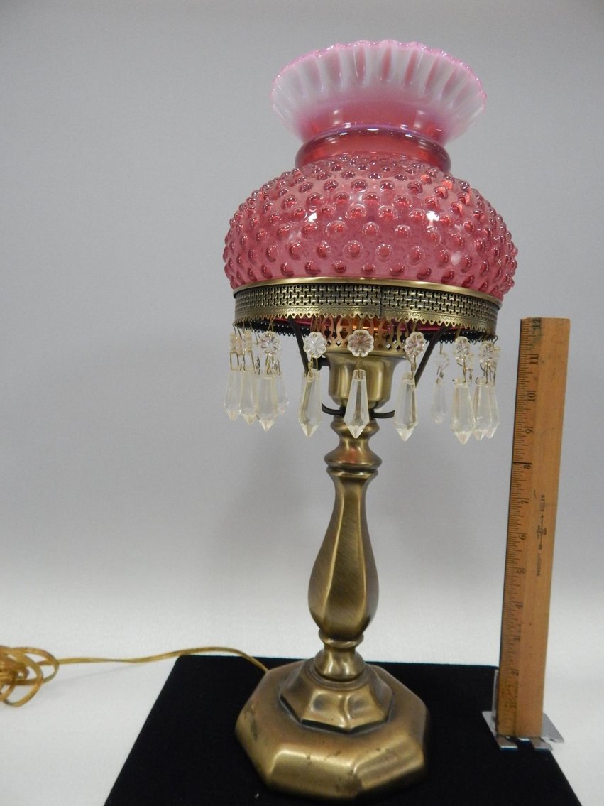 Image for FENTON ART GLASS AUCTION