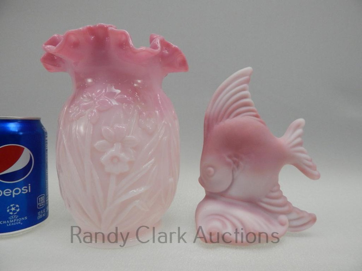 Image for FENTON ART GLASS AUCTION