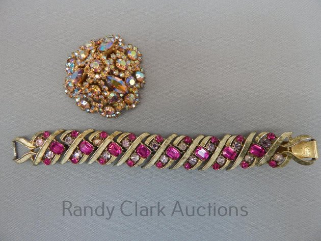 Image for FINE COSTUME JEWELRY AND FENTON ART GLASS AUCTION