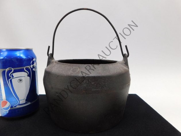 Image for ANTIQUE AUCTION