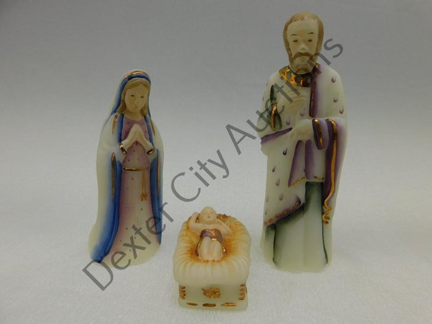 Image for Fenton Art Glass Sale