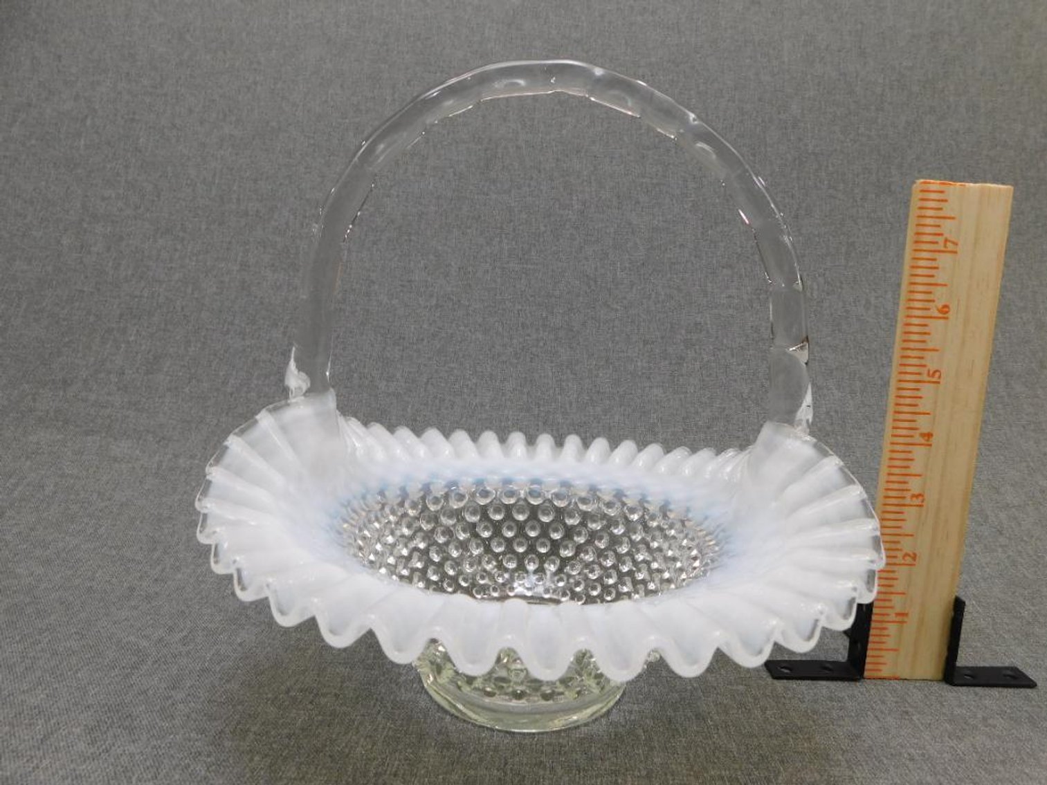 Image for FENTON ART GLASS AUCTION