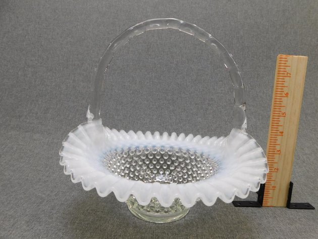 Image for FENTON ART GLASS AUCTION