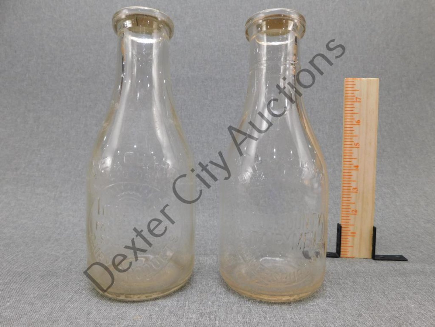 Image for online auction