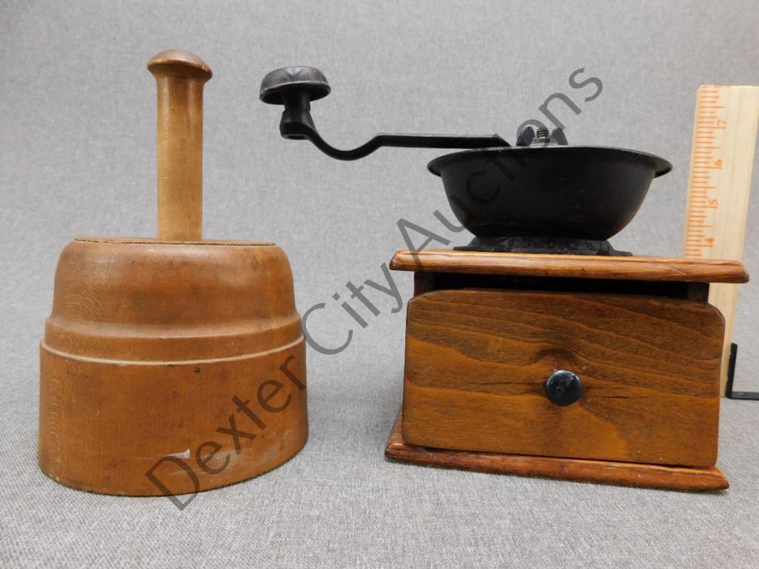 Image for online auction