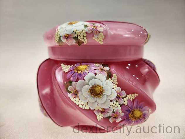 Image for Online Only Fenton Art Glass Auction Van Lieshout session 4