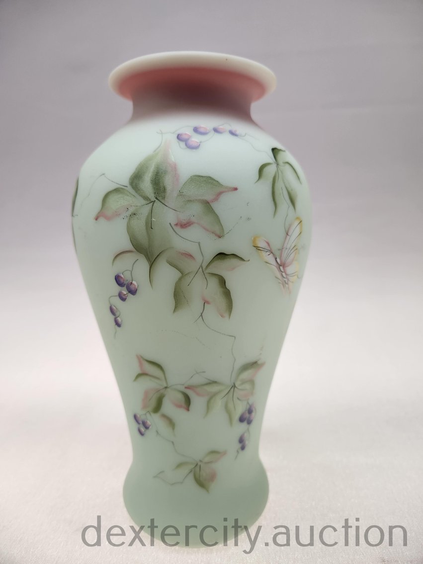 Image for Online Only Fenton Art Glass Auction Van Lieshout session 5