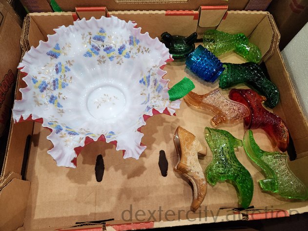 Image for box lot online only