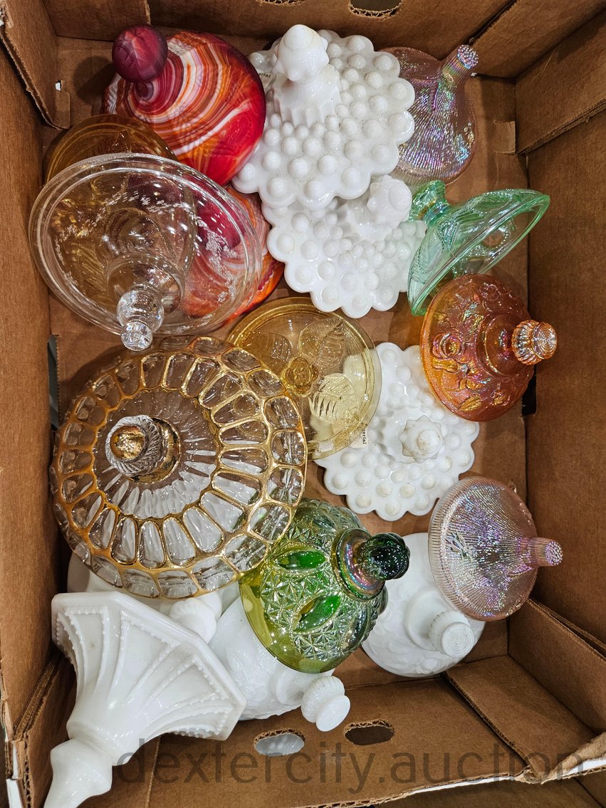 Image for Online Only box lot Sale