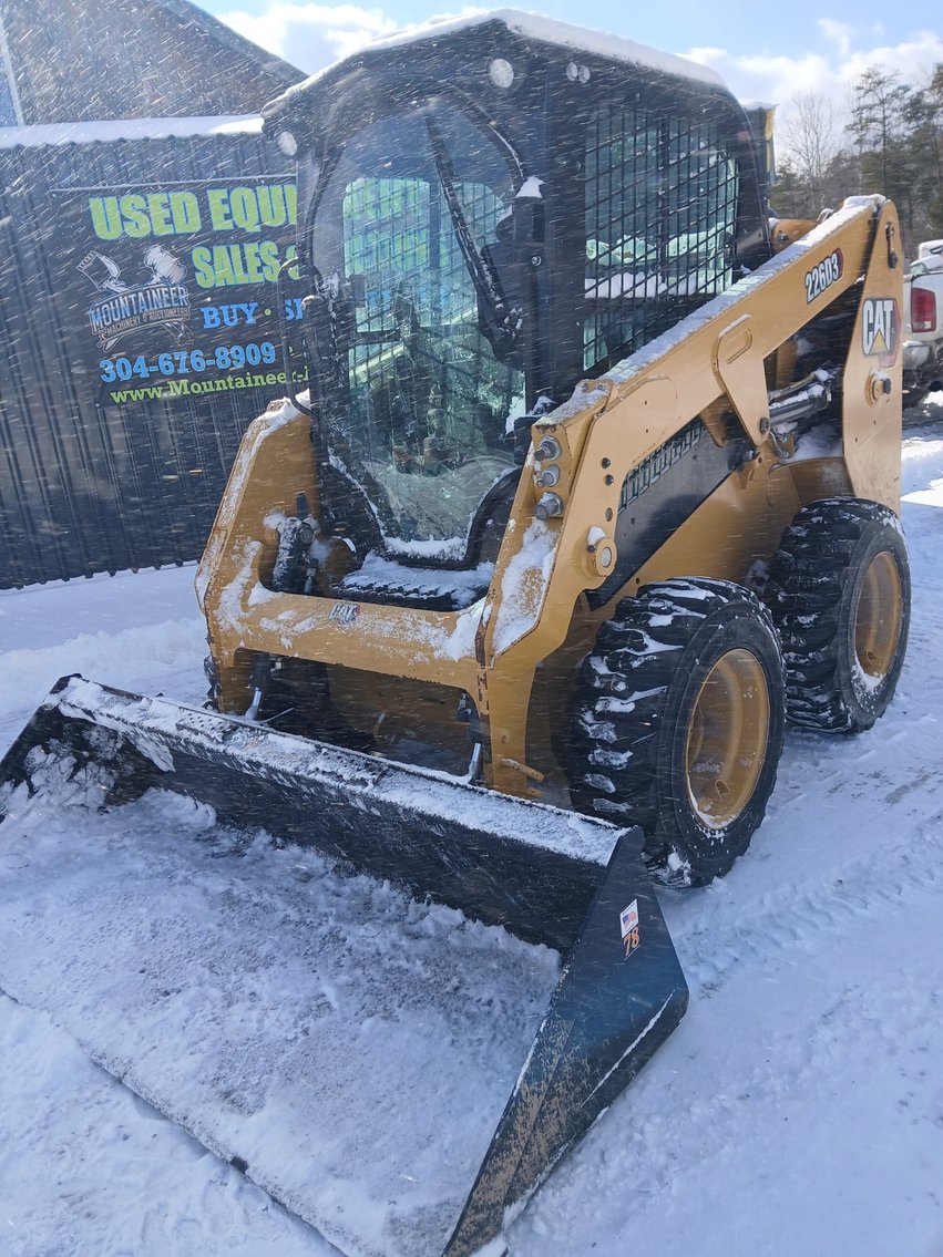 Image for January Online Consignment & Equipment Auction!