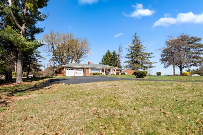 Image for Waynesboro Estate Home