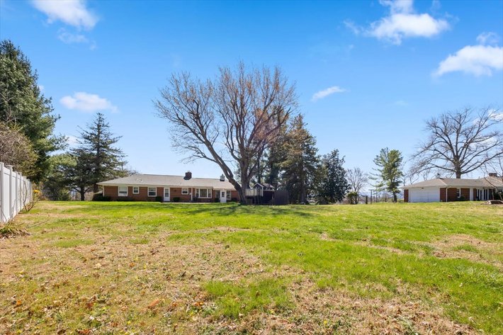 Image for Waynesboro Estate Home