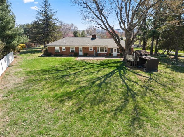 Image for Waynesboro Estate Home