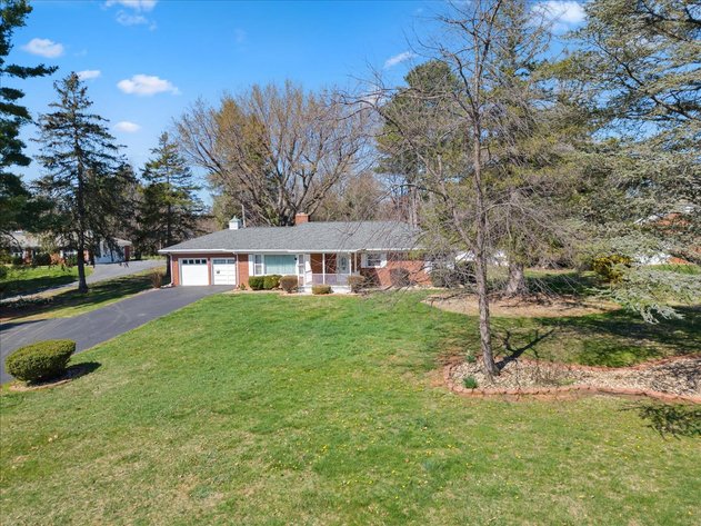 Image for Waynesboro Estate Home