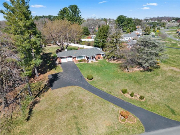 Image for Waynesboro Estate Home