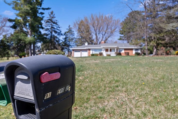 Image for Waynesboro Estate Home