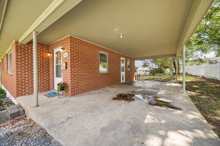 Image for Staunton City Home