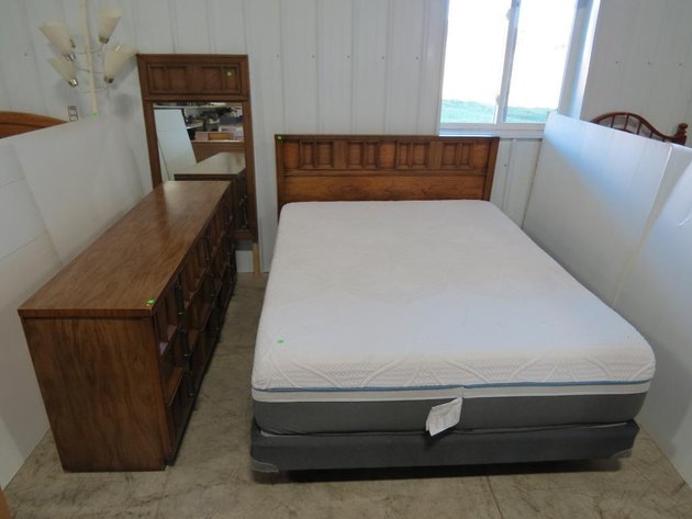 Image for Tinkling Spring Gallery