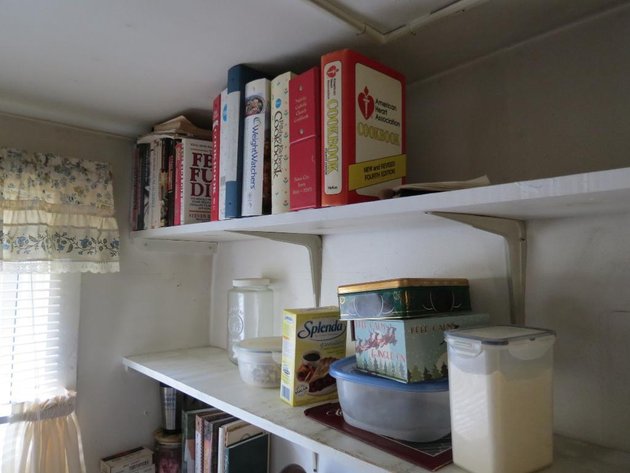 Image for Wholesale Estate Cleanout