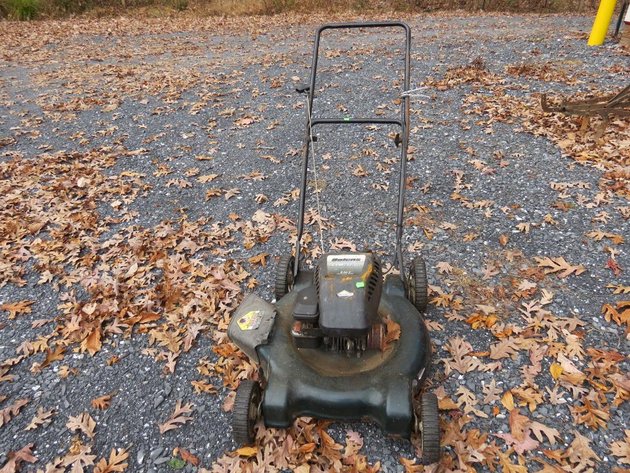 Image for Miller Estate Auction *Longaberger and Primitives