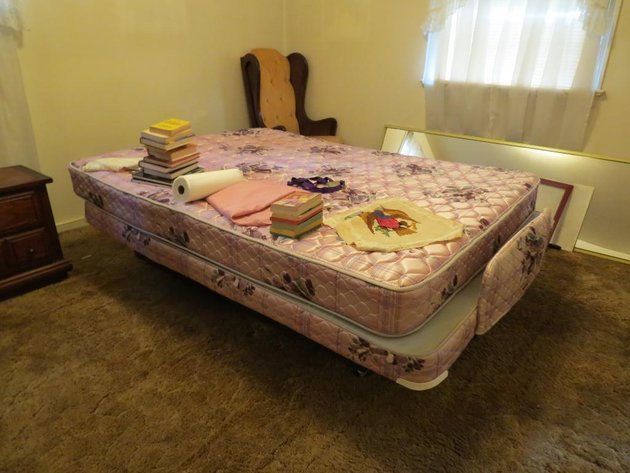 Image for Wholesale Estate Cleanout