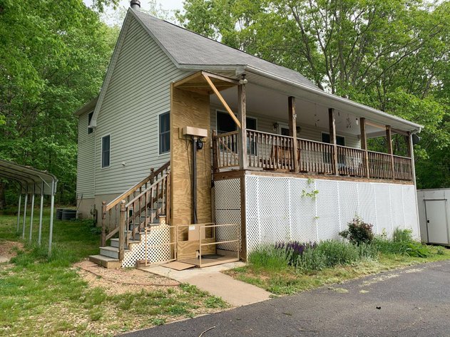 Image for Wholesale Auction, Raphine