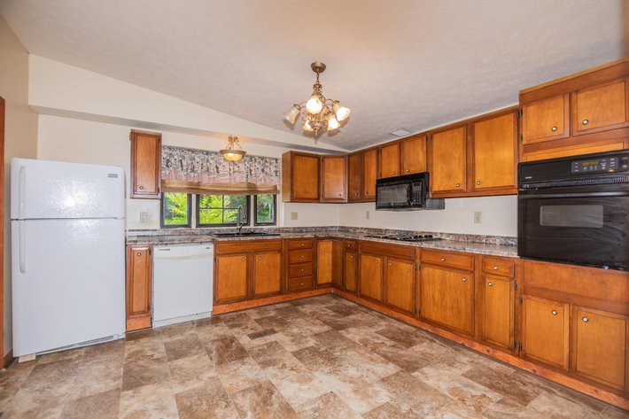 Image for Grottoes Real Estate