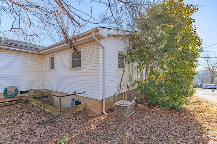 Image for Staunton City Home