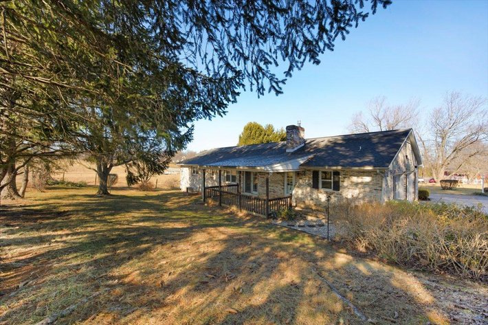 Image for Brick Ranch Home in Waynesboro