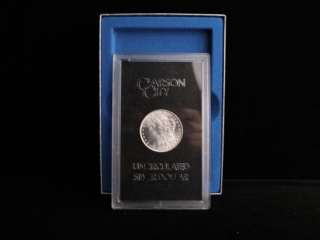 Image for Large Coin & Currency Collection