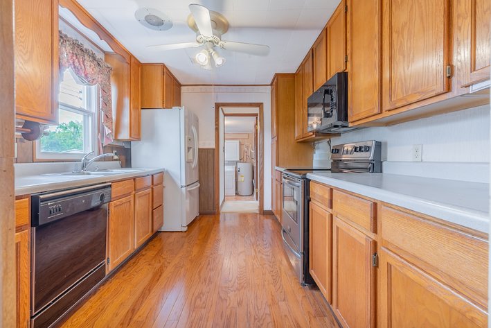 Image for Grottoes Real Estate