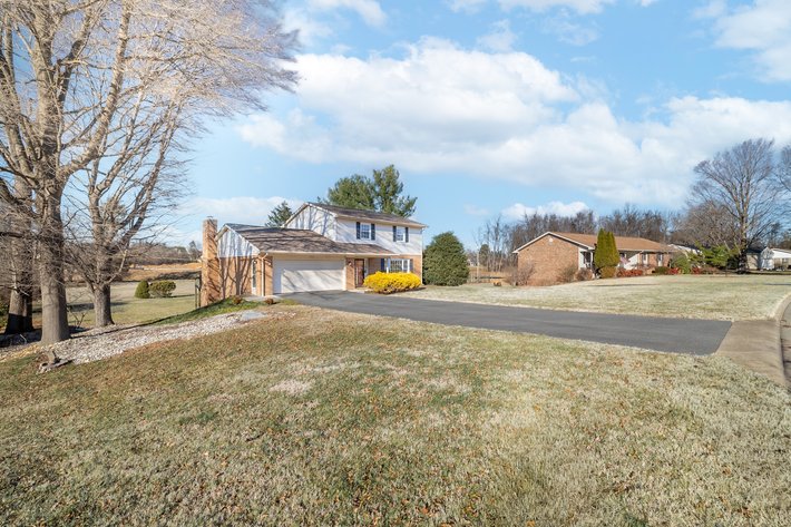 Image for 3 bed / 4 bath Home in Waynesboro, VA