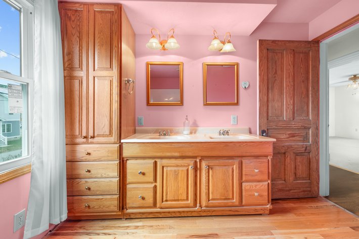 Image for Waynesboro Real Estate Auction