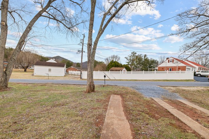 Image for 3 Bed / 1 Bath Home in Buena Vista