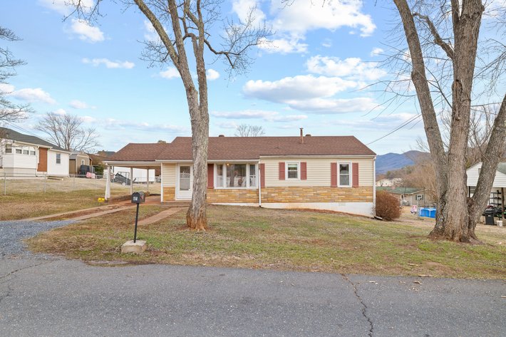 Image for 3 Bed / 1 Bath Home in Buena Vista