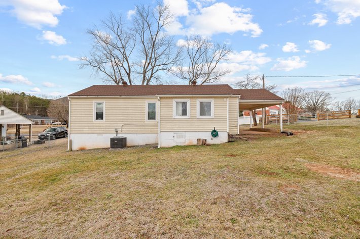 Image for 3 Bed / 1 Bath Home in Buena Vista