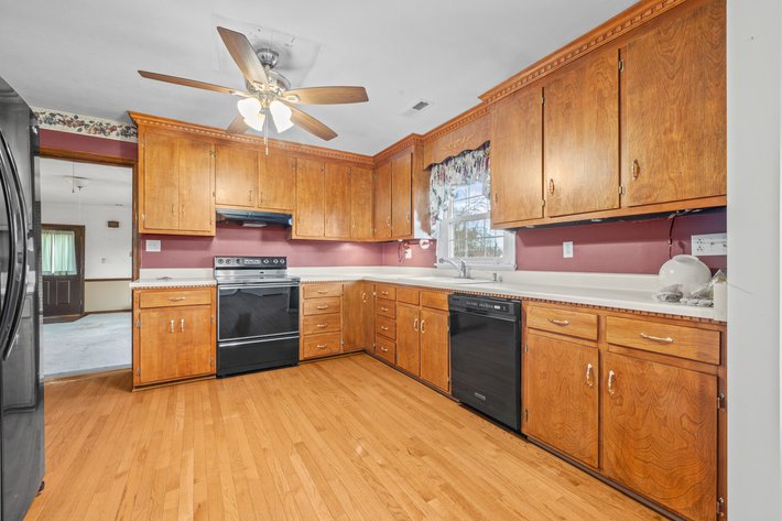 Image for Stuarts Draft Real Estate Auction