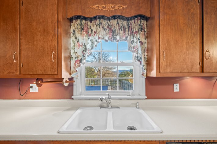 Image for Stuarts Draft Real Estate Auction