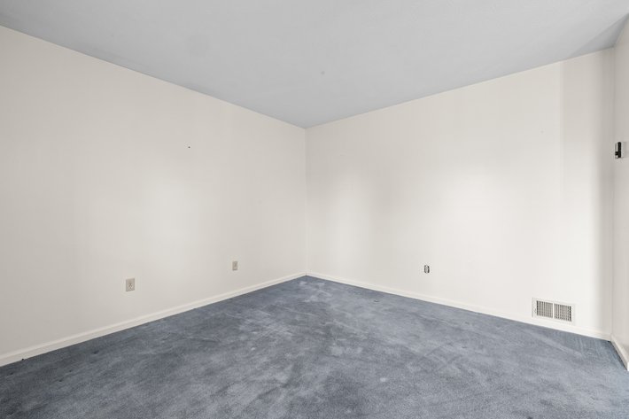 Image for Stuarts Draft Real Estate Auction