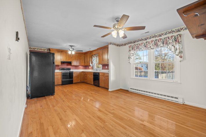 Image for Stuarts Draft Real Estate Auction