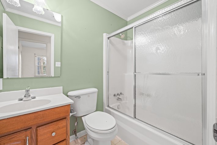 Image for Stuarts Draft Real Estate Auction