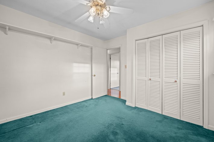 Image for Stuarts Draft Real Estate Auction