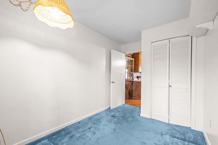 Image for Stuarts Draft Real Estate Auction