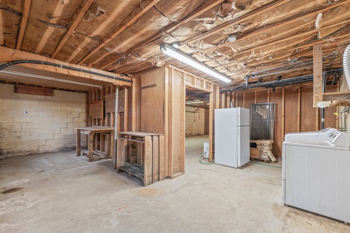 Image for Stuarts Draft Real Estate Auction