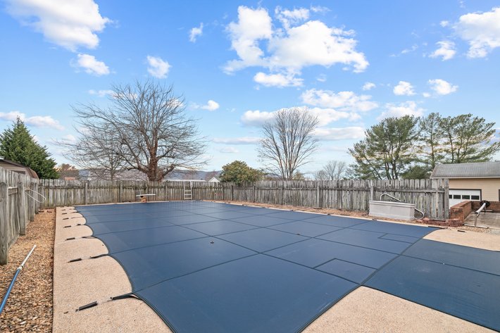 Image for Stuarts Draft Real Estate Auction