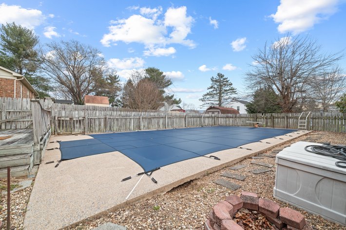 Image for Stuarts Draft Real Estate Auction