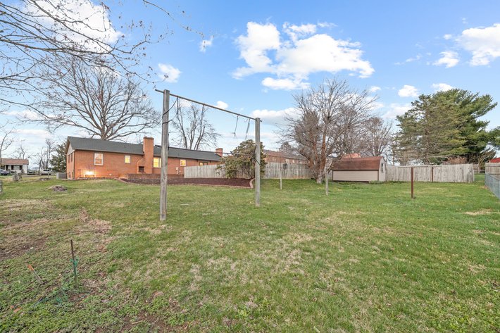 Image for Stuarts Draft Real Estate Auction