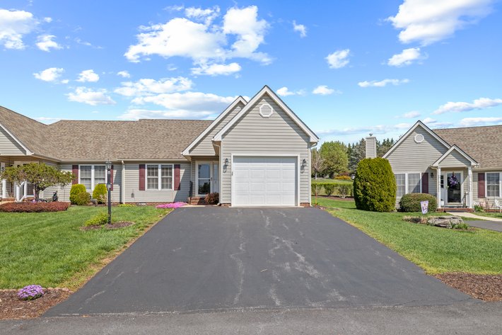 Image for 2 Bed, 2 Bath Townhome